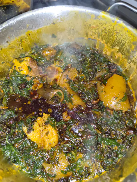 Zuppa di verdure in pentola